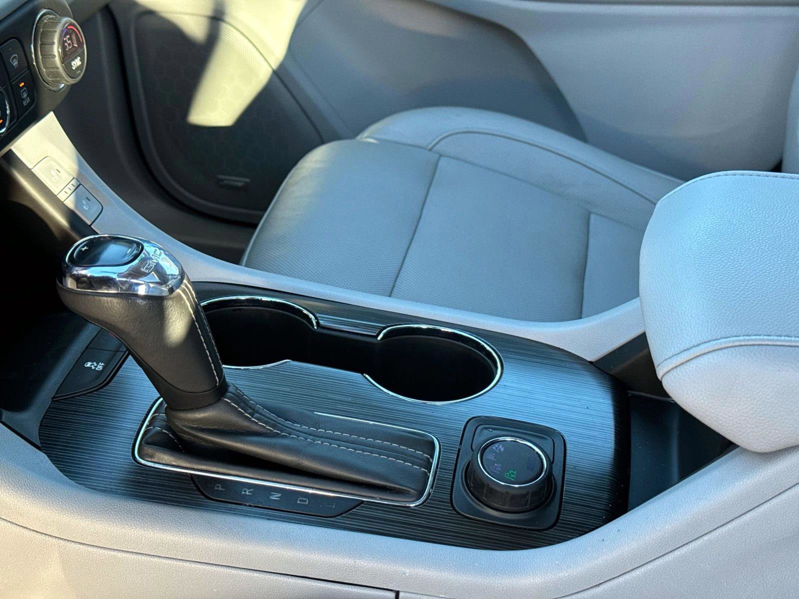 Used 2018 GMC Acadia SLT w/ LPO, Protection Package image 19