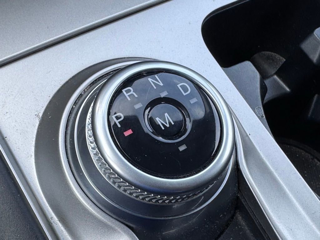 Used 2020 Ford Explorer XLT AWD/4WD image 17