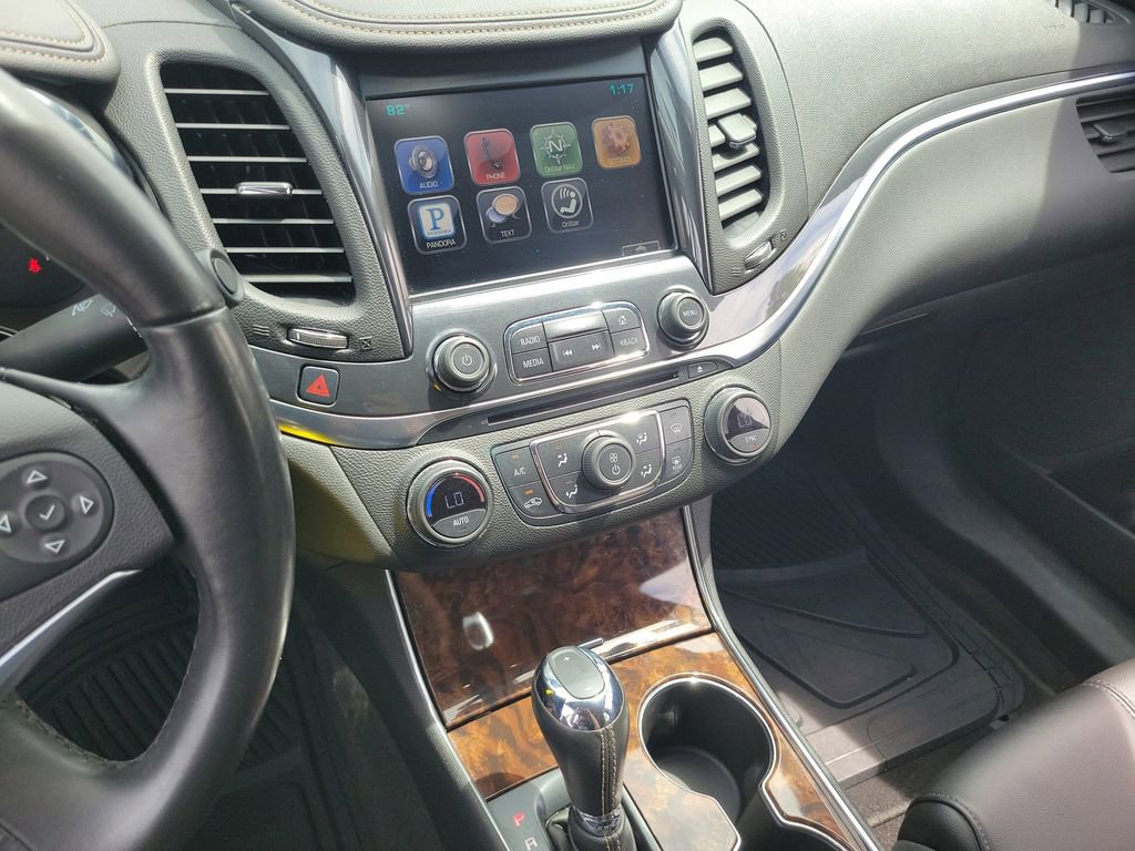 Used 2015 Chevrolet Impala LT w/ Convenience Package FWD image 29