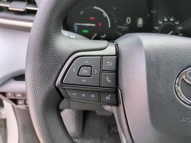 Used 2026 Toyota Sienna LE FWD image 15