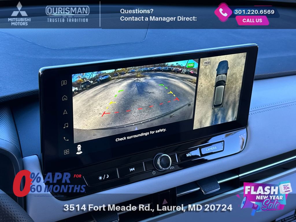 New 2025 Mitsubishi Outlander SE image 12