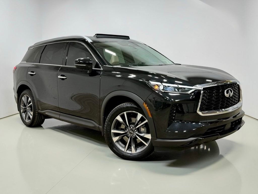 Used 2023 INFINITI QX60 Luxe w/ Performance Audio Package image 7