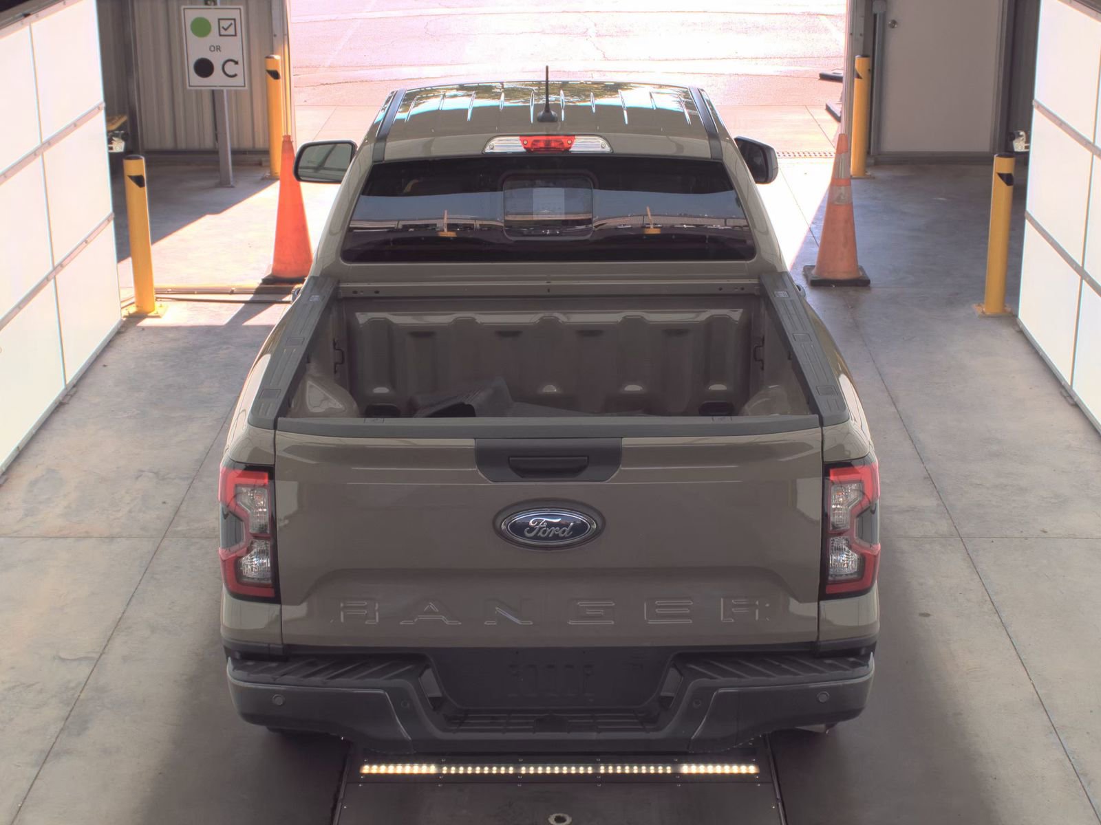 Used 2025 Ford Ranger XLT AWD/4WD image 17