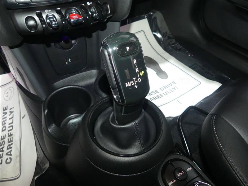 Used 2020 MINI Cooper 2-Door Hardtop w/ Storage Package FWD image 35