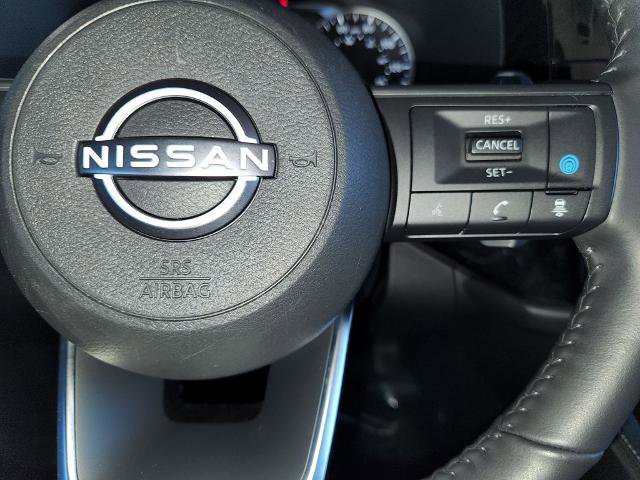 Certified 2025 Nissan Pathfinder SV image 25