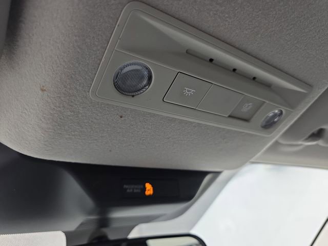 Used 2025 Nissan Kicks SV image 39