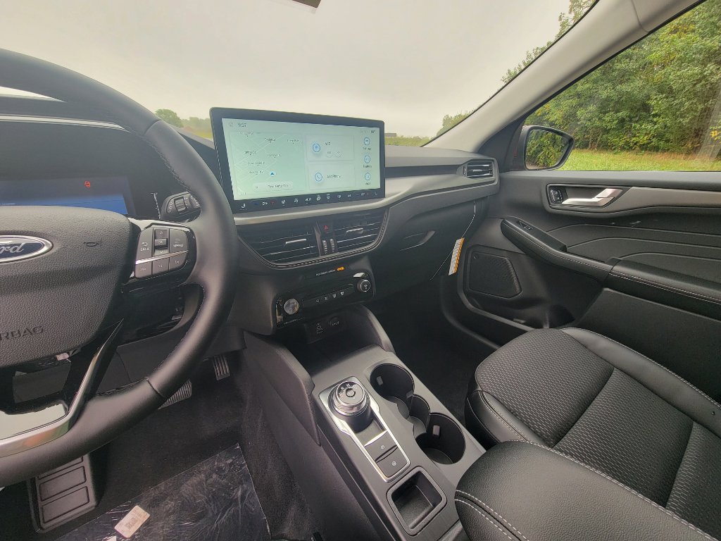 New 2026 Ford Escape SE image 23