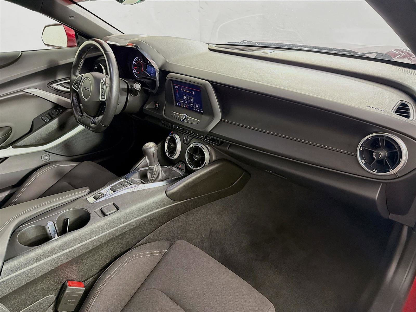 Used 2022 Chevrolet Camaro LT RWD image 26