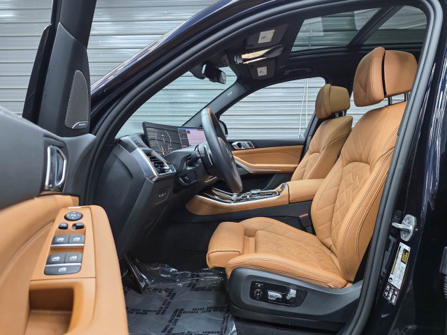 Used 2026 BMW X5 xDrive40i AWD/4WD image 13