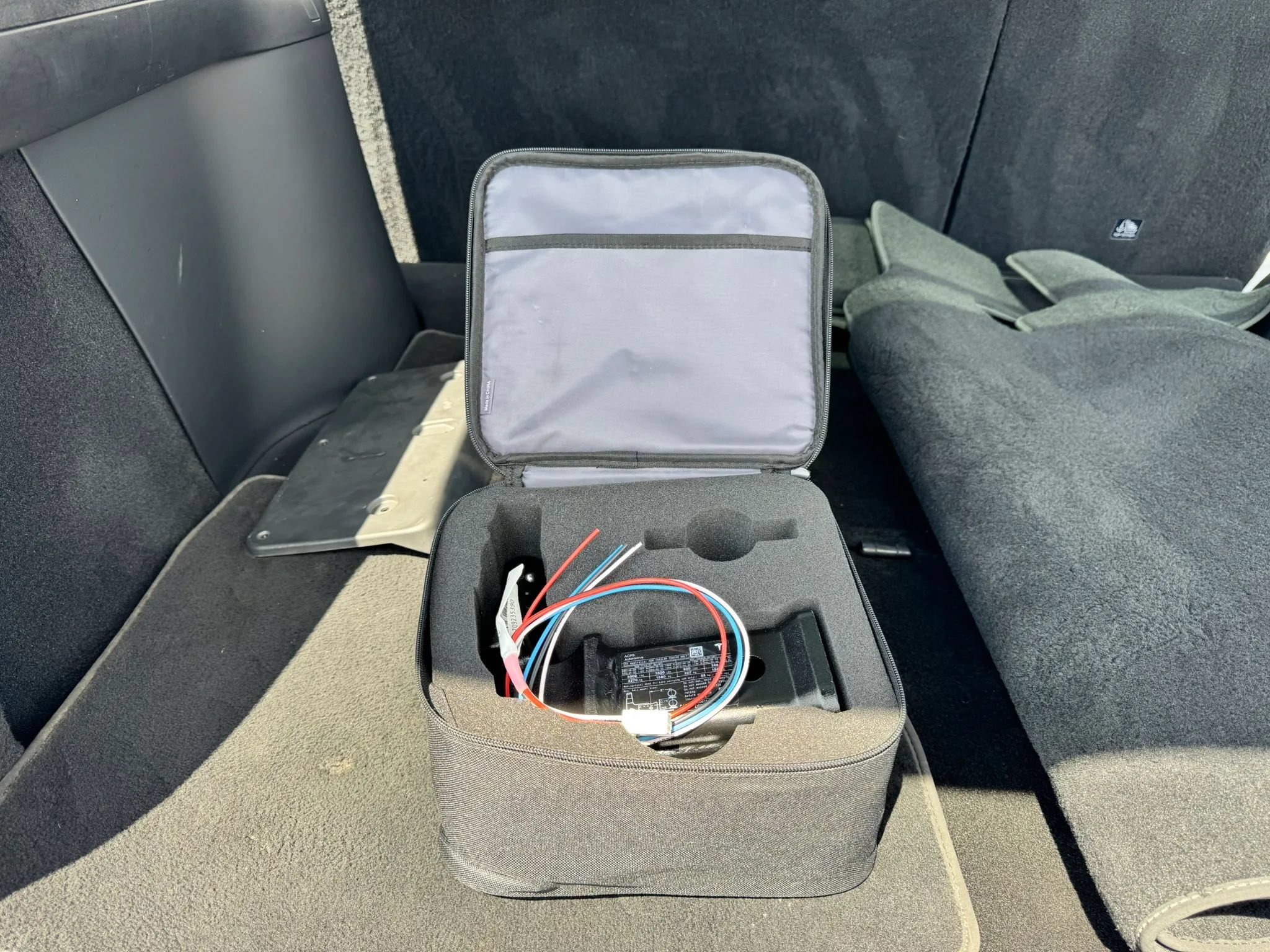 Used 2018 Tesla Model X 100D AWD/4WD image 28