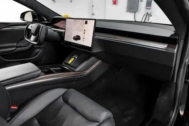Used 2022 Tesla Model S Standard Range AWD/4WD image 19