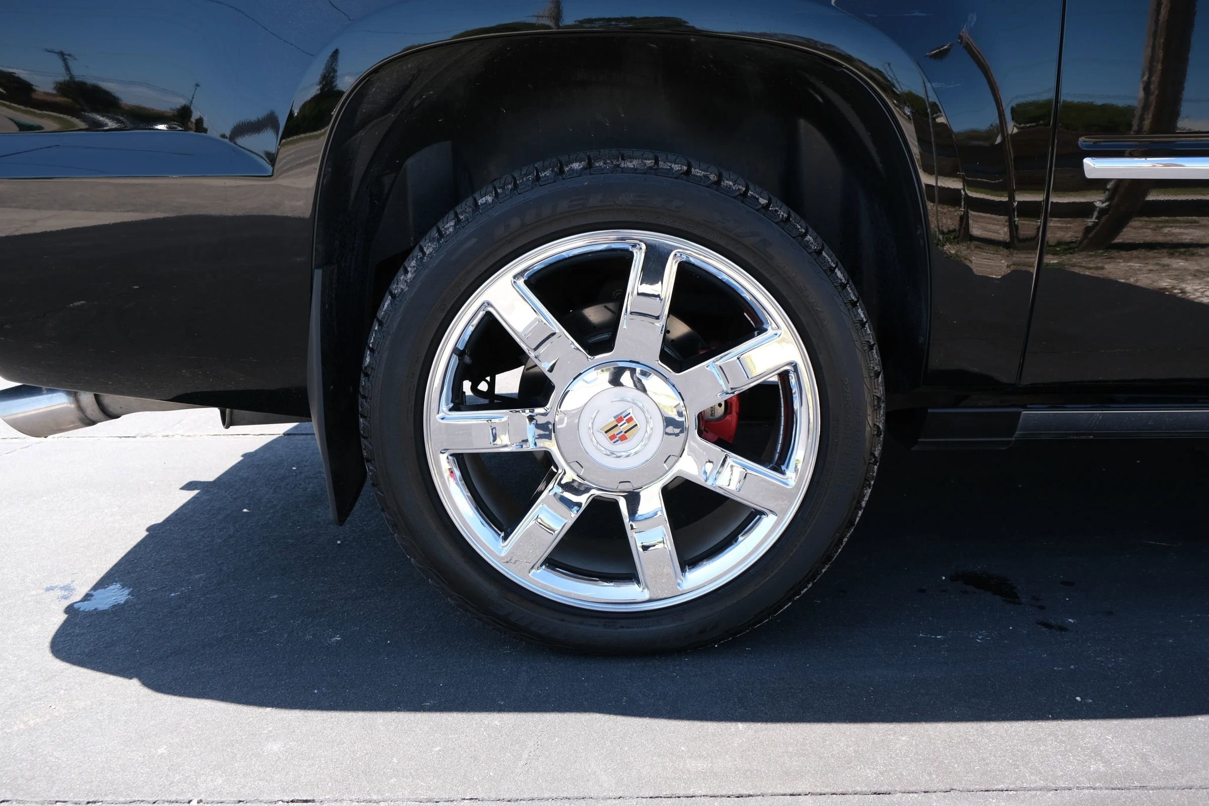 Used 2013 Cadillac Escalade EXT Premium image 16