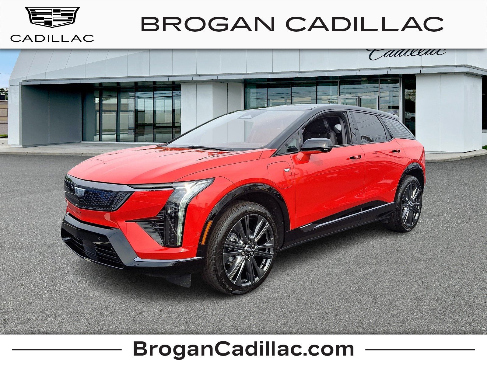 Certified 2025 Cadillac Optiq Sport 2 AWD/4WD image 1