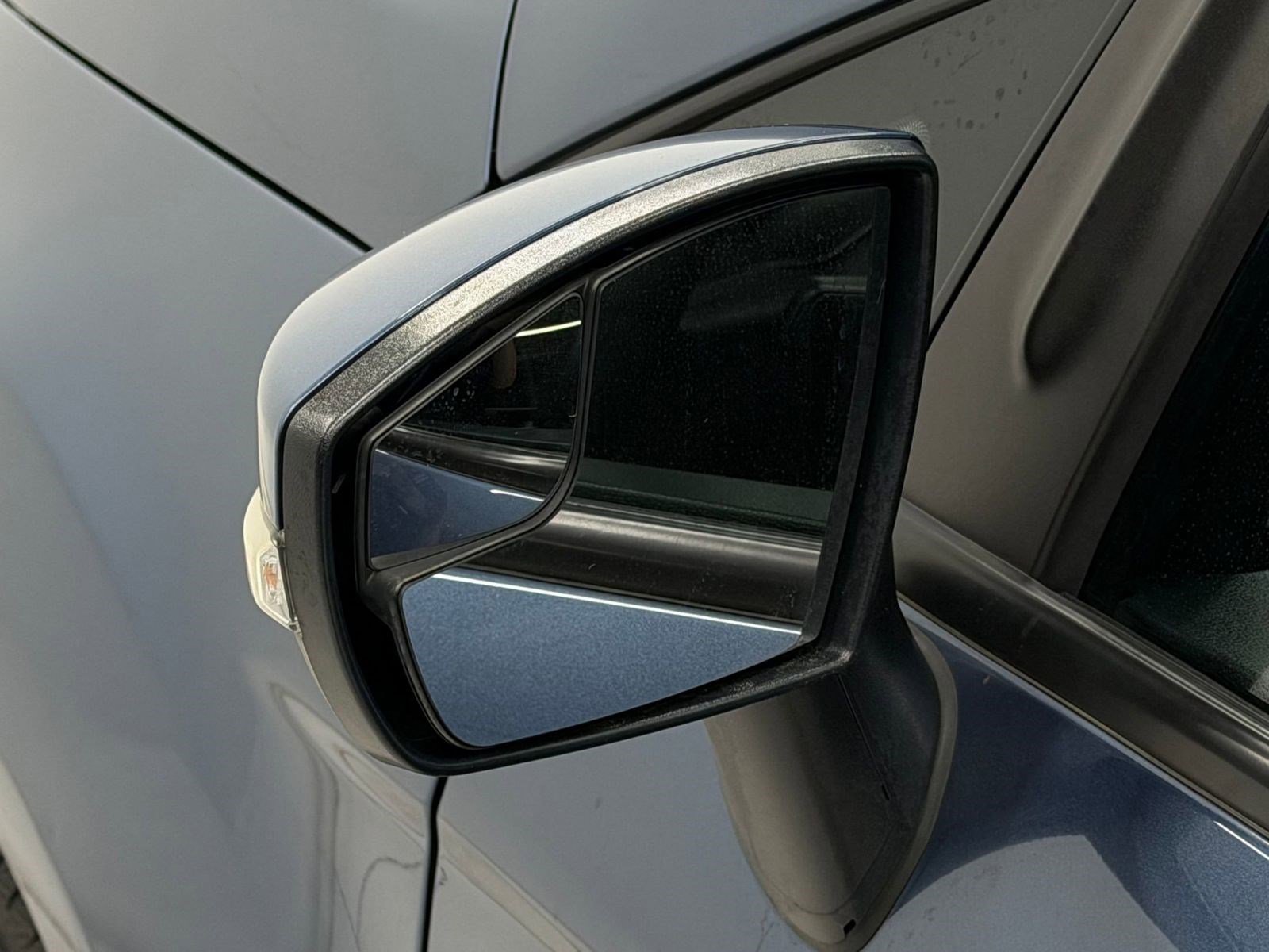 Used 2021 Ford EcoSport SE image 31