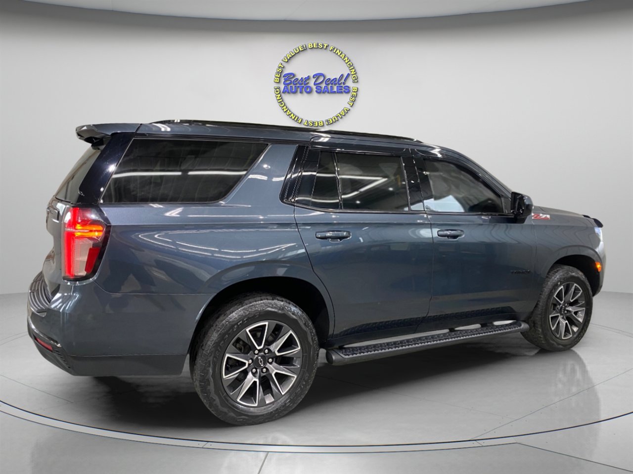 Used 2021 Chevrolet Tahoe Z71 w/ Rear Media and Nav Package image 7