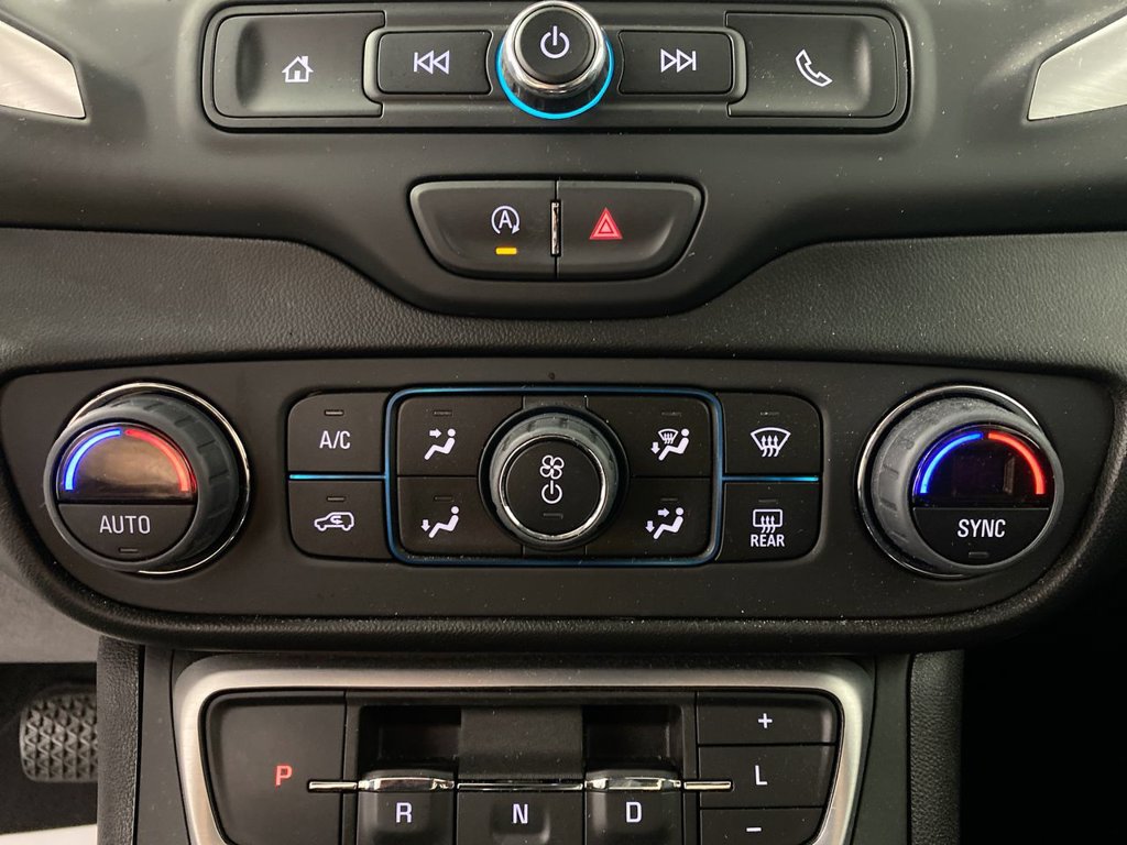 Certified 2024 GMC Terrain SLE w/ Driver Convenience Package FWD image 18