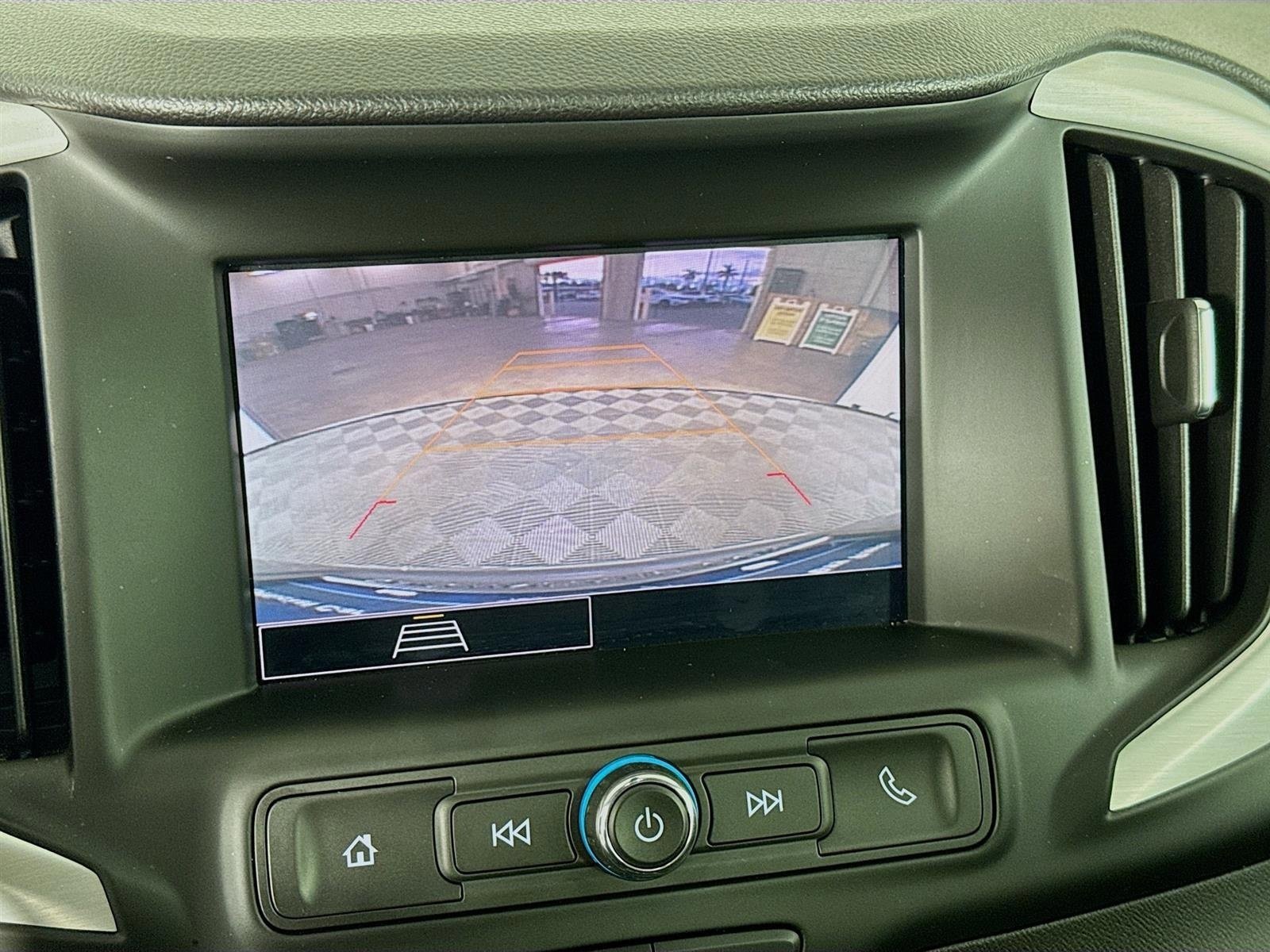 Certified 2023 GMC Terrain SLE w/ Driver Convenience Package image 15