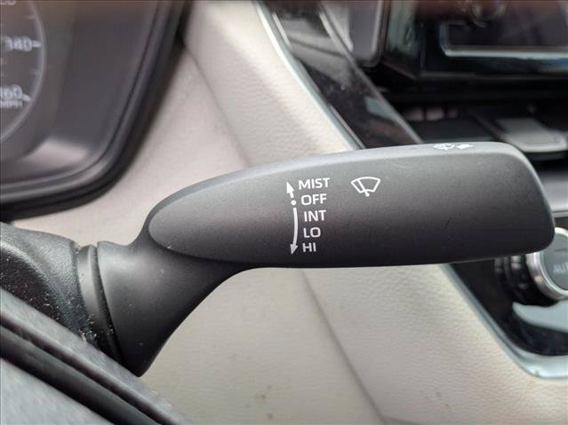 Used 2024 Toyota Corolla LE FWD image 8