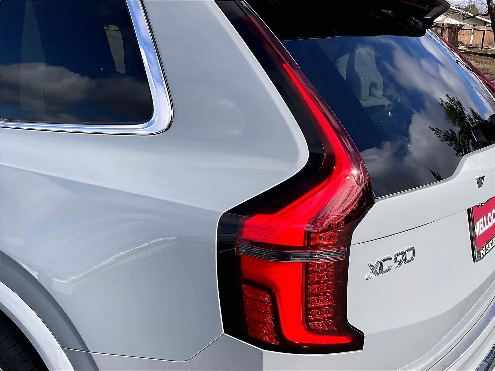 New 2026 Volvo XC90 T8 Ultra w/ Protection Package Premier AWD/4WD image 25