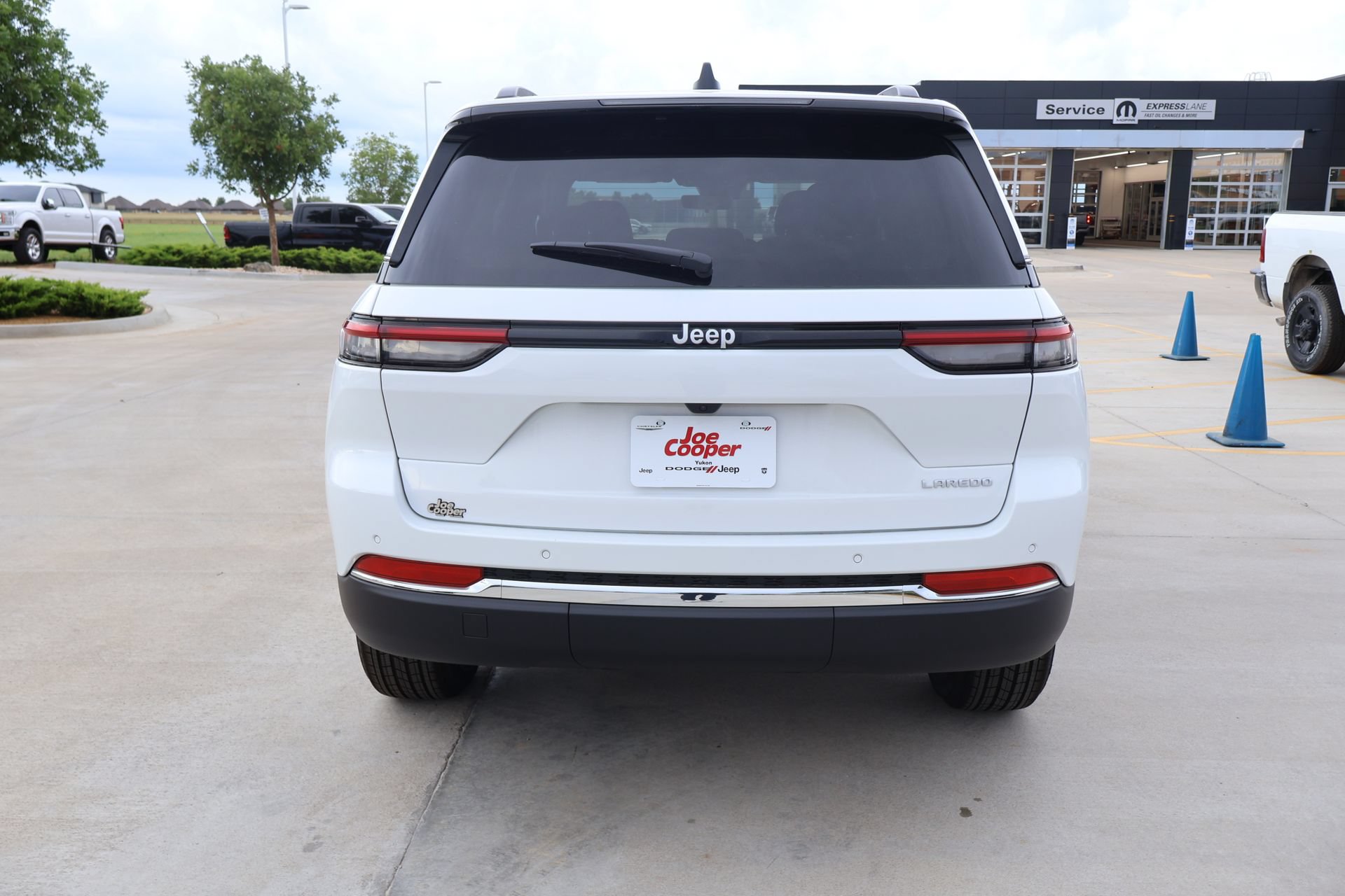 New 2026 Jeep Grand Cherokee Laredo X RWD image 22