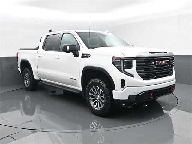 Used 2022 GMC Sierra 1500 AT4 image 3