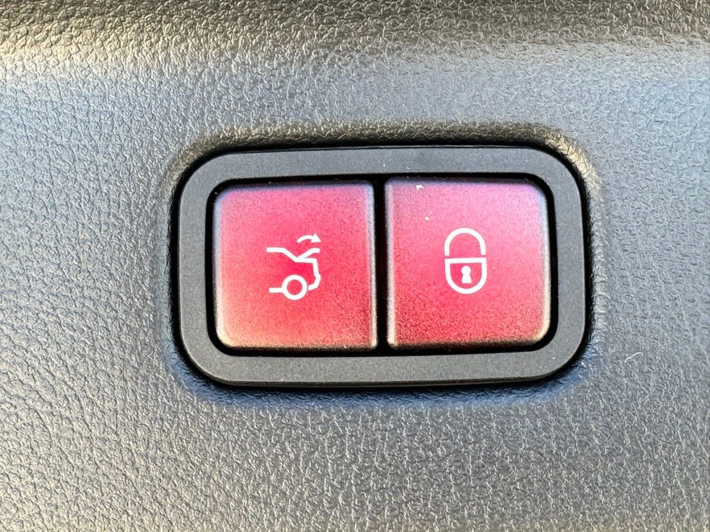 Used 2024 Mercedes-Benz S 580 4MATIC Sedan image 15