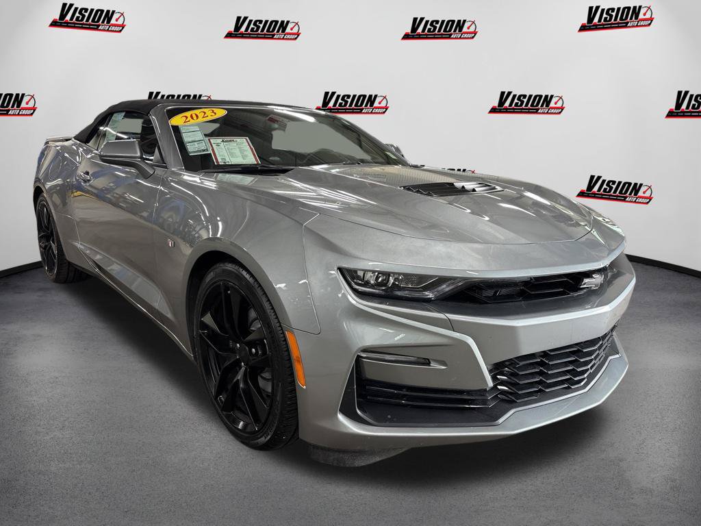 Used 2023 Chevrolet Camaro SS RWD image 3