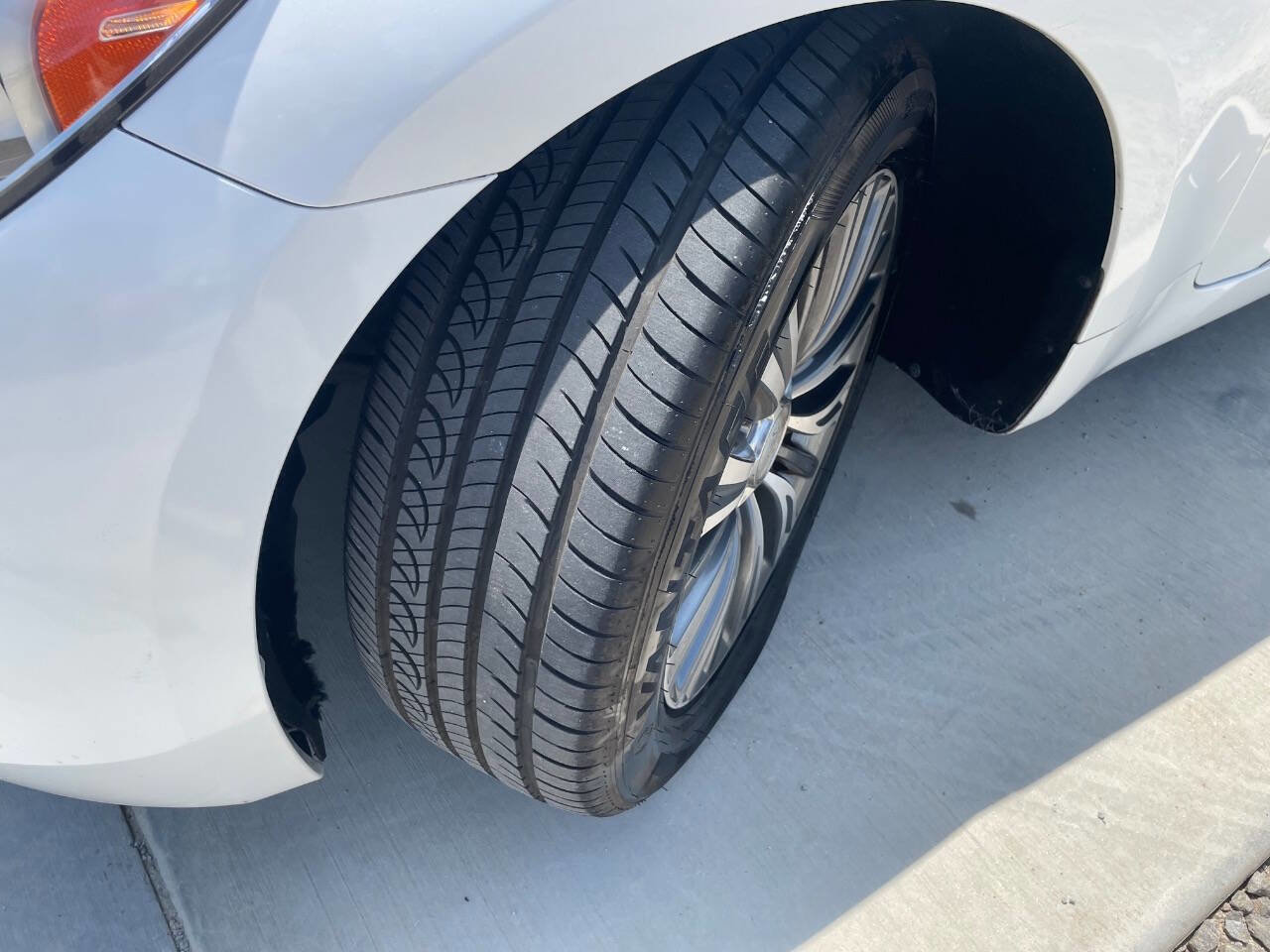 Used 2016 Kia K900 Luxury RWD image 34