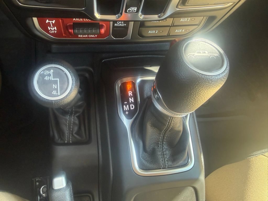 New 2026 Jeep Gladiator Willys AWD/4WD image 25