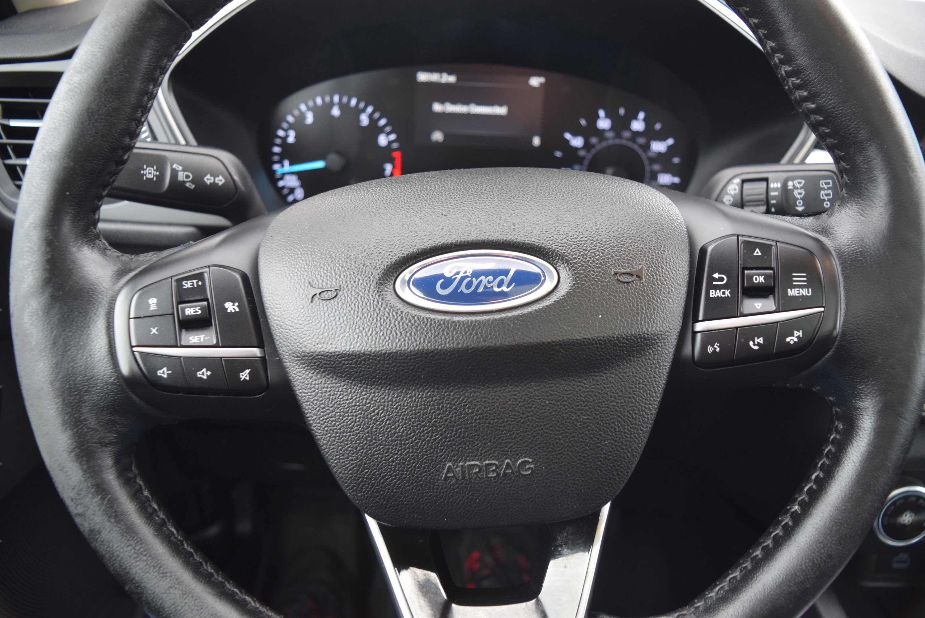 Used 2020 Ford Escape SEL image 11