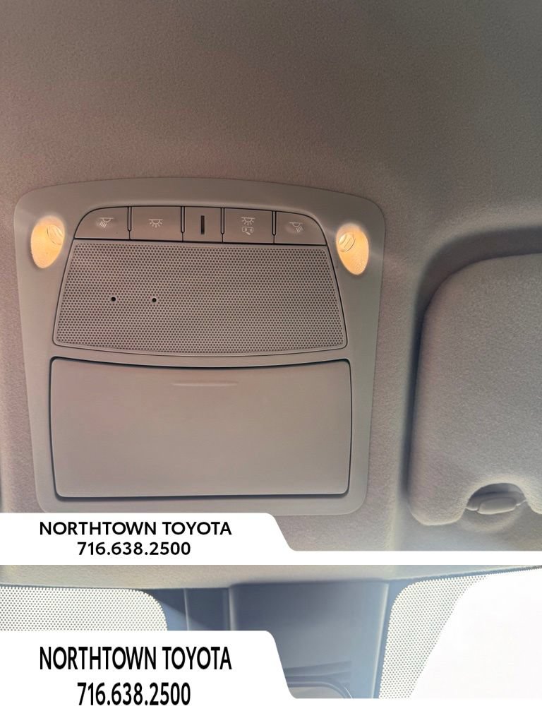 Used 2024 Nissan Leaf S FWD image 30