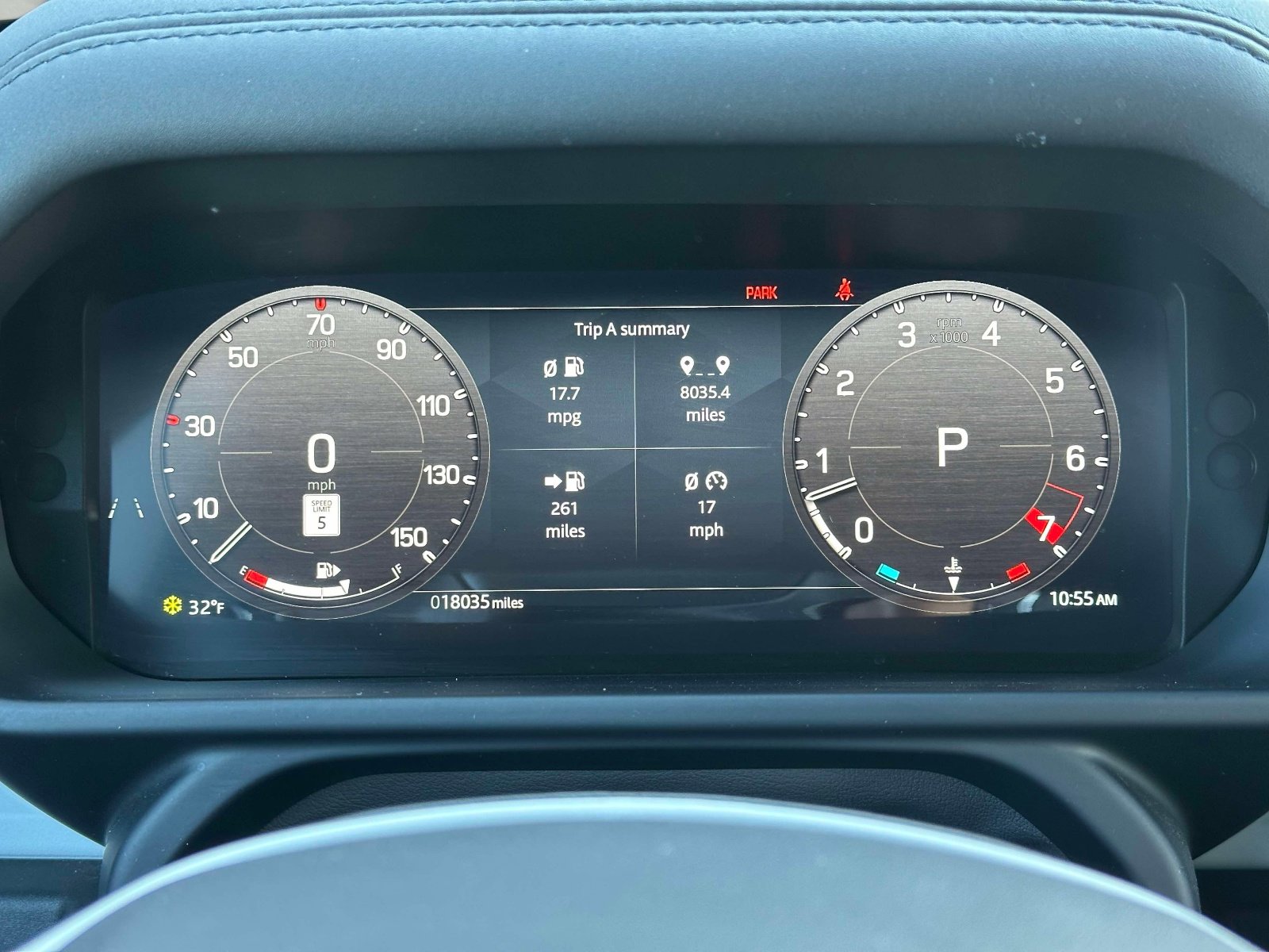 Used 2025 Land Rover Defender 110 S image 26