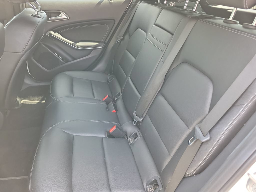 Used 2019 Mercedes-Benz GLA 250 image 14