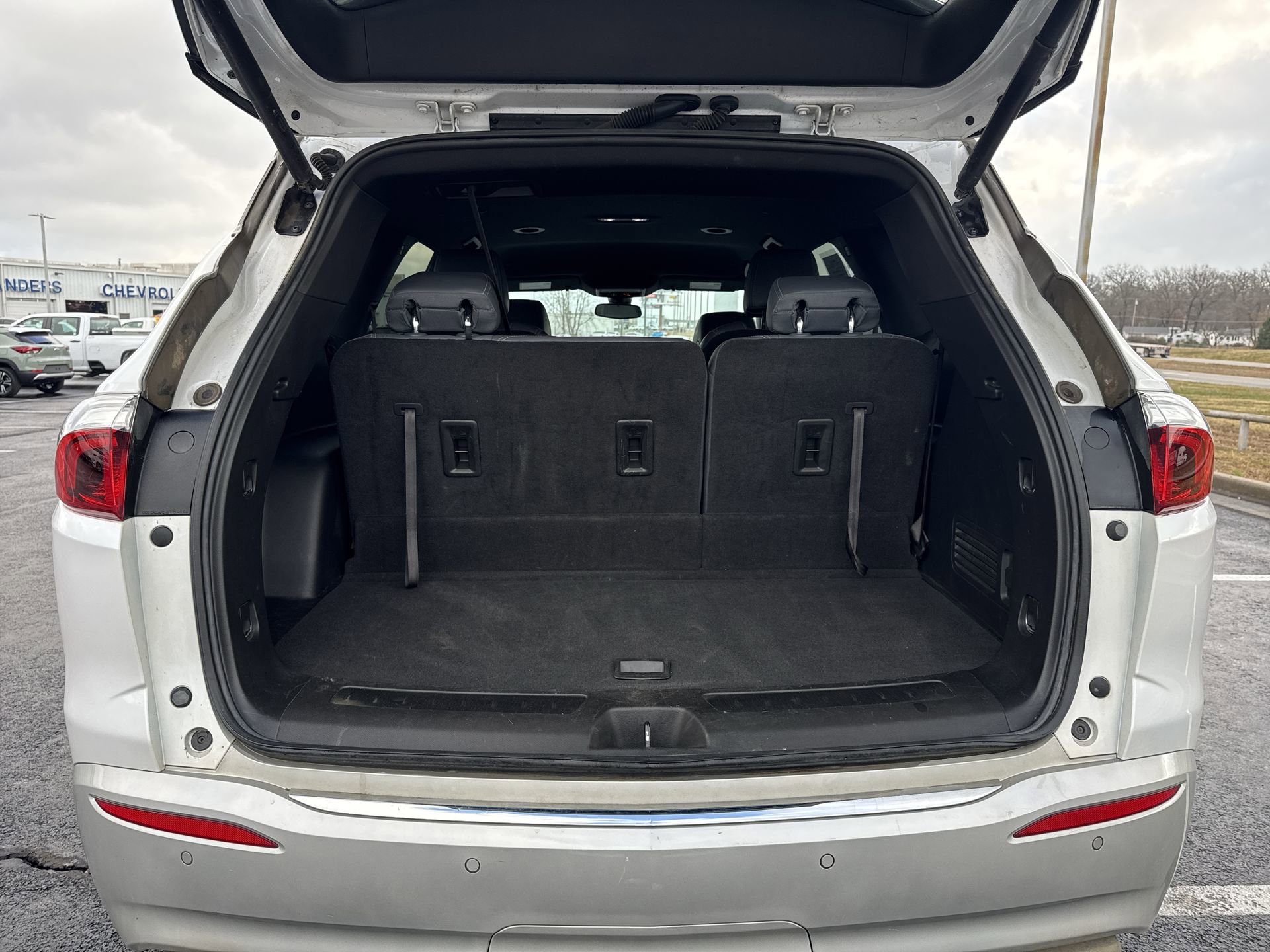 Certified 2024 Buick Enclave Essence image 24