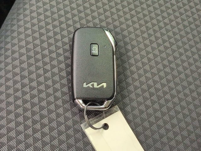 Used 2025 Kia Soul S FWD image 28