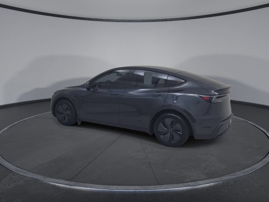 Used 2026 Tesla Model Y AWD image 10