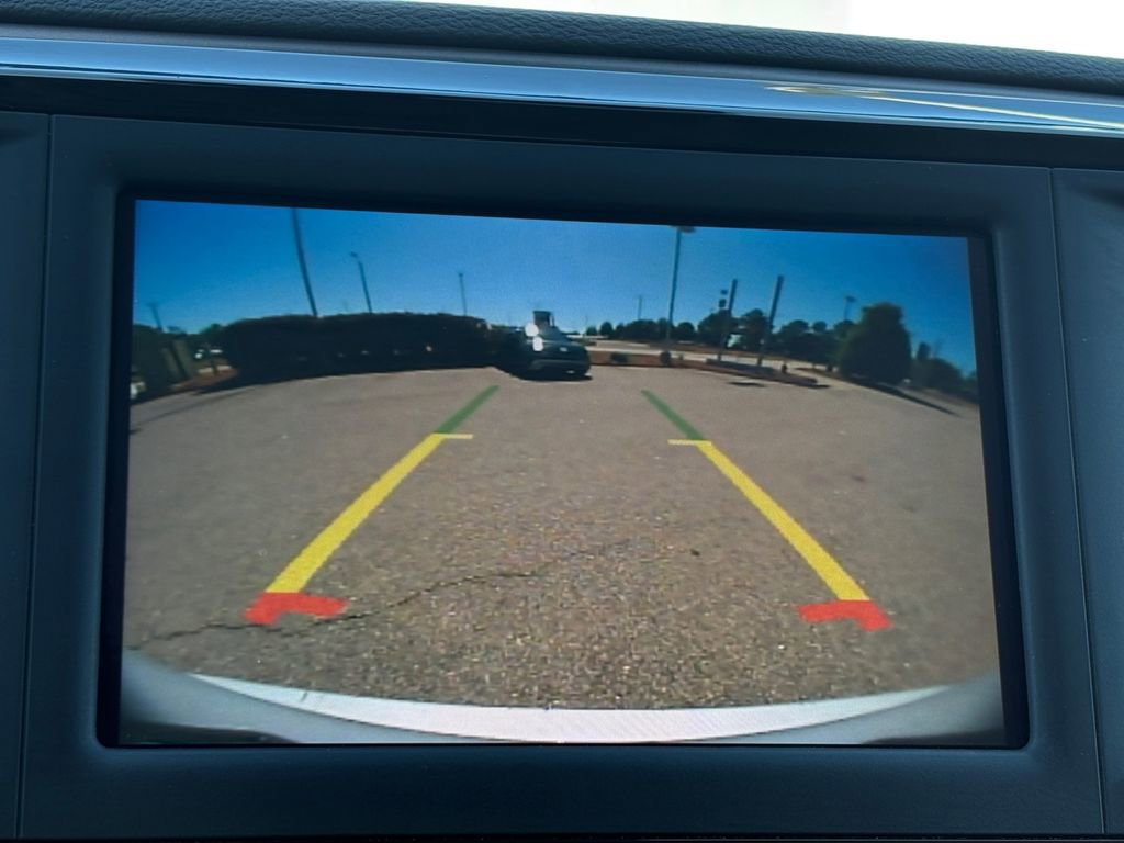 Used 2023 Chrysler Voyager LX FWD image 19