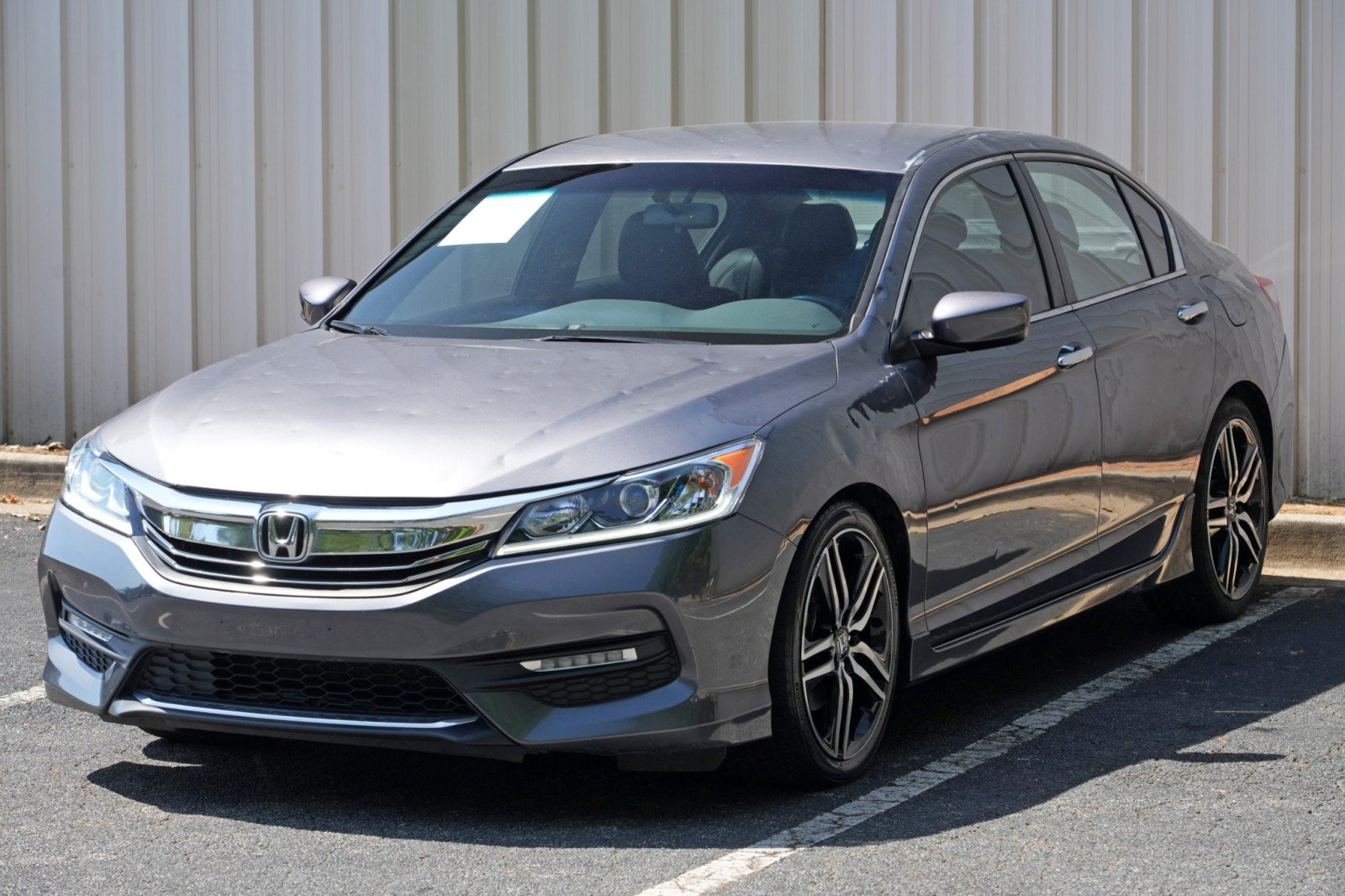 Used 2017 Honda Accord Sport image 41