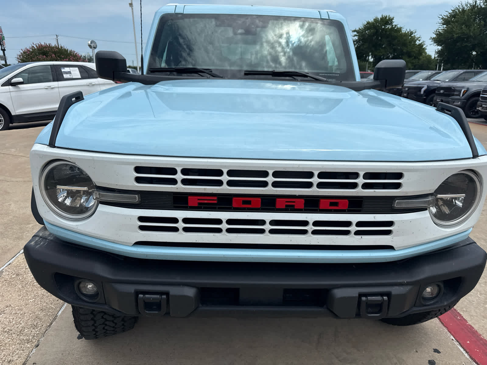 Used 2025 Ford Bronco Heritage Edition AWD/4WD image 7
