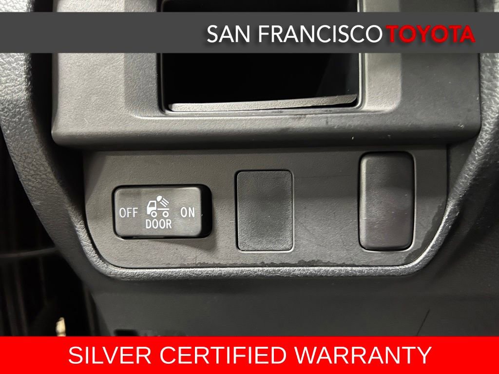 Certified 2016 Toyota Tacoma SR5 w/ SR5 Appearance Package (DN) AWD/4WD image 28