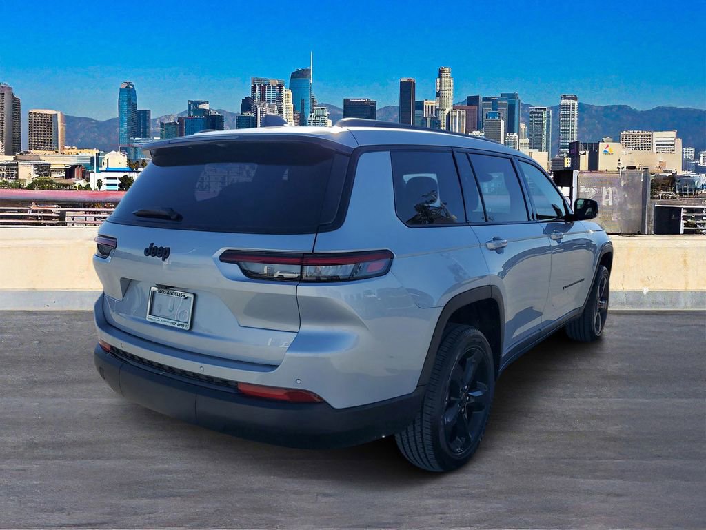 New 2025 Jeep Grand Cherokee L Altitude image 4