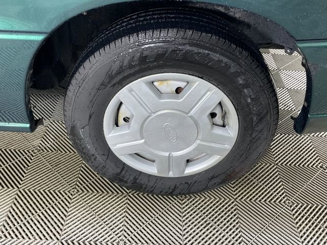 Used 2002 Ford Windstar LX image 19