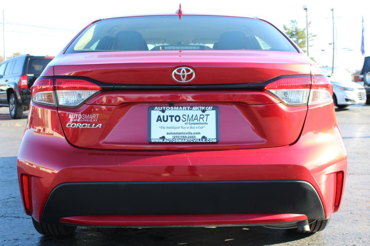 Used 2020 Toyota Corolla LE image 5