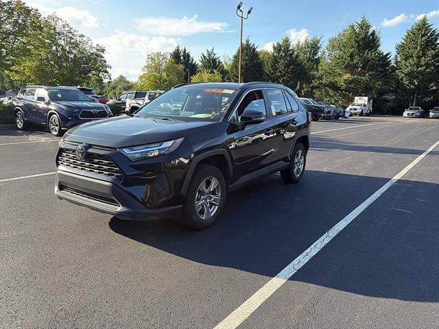 Used 2025 Toyota RAV4 XLE w/ Weather Package FWD image 2