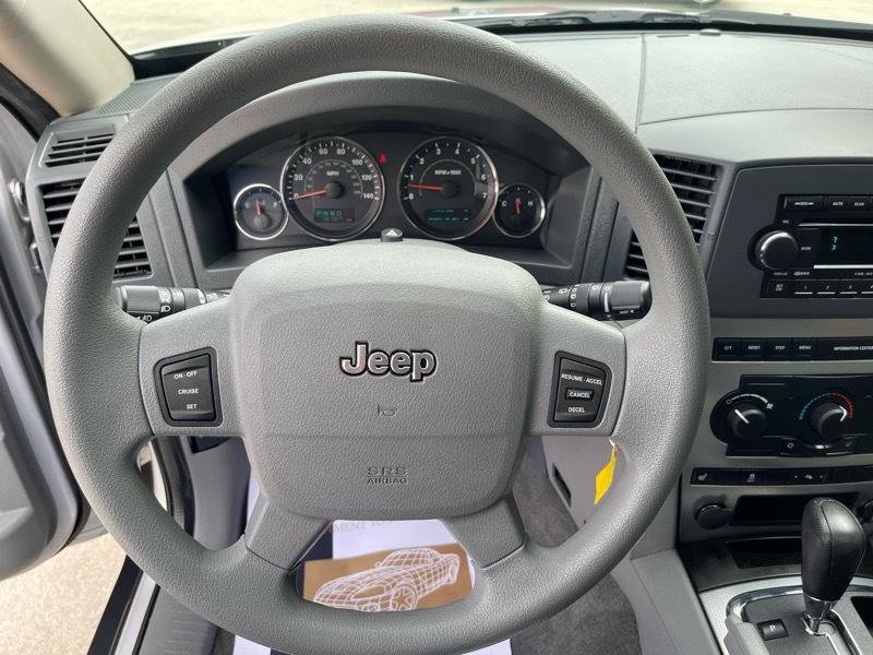 Used 2006 Jeep Grand Cherokee Laredo AWD/4WD image 28