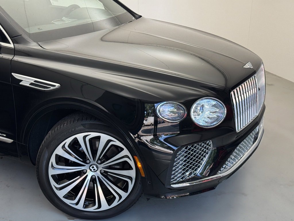 New 2025 Bentley Bentayga image 9