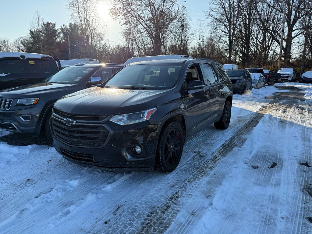 Used 2018 Chevrolet Traverse Premier w/ Redline Edition image 2
