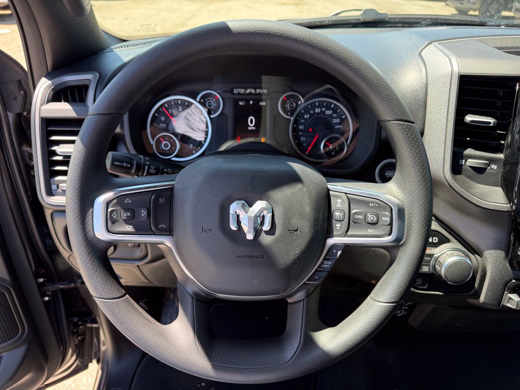 New 2026 RAM 1500 Express AWD/4WD image 14