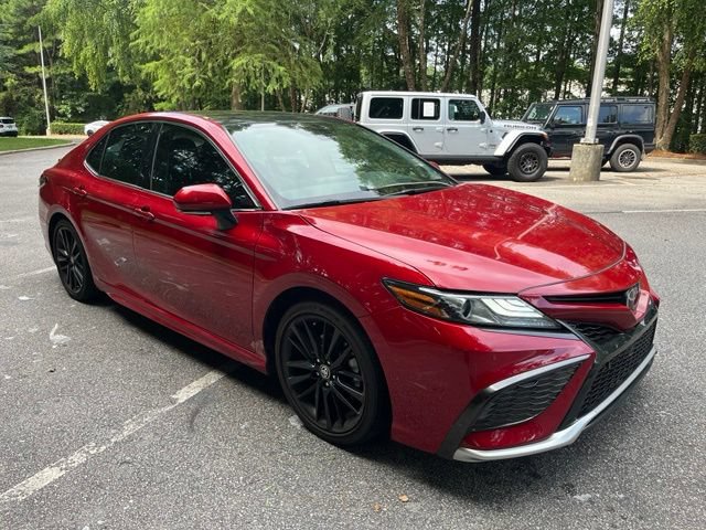 Used 2021 Toyota Camry XSE w/ Navigation Package FWD image 2
