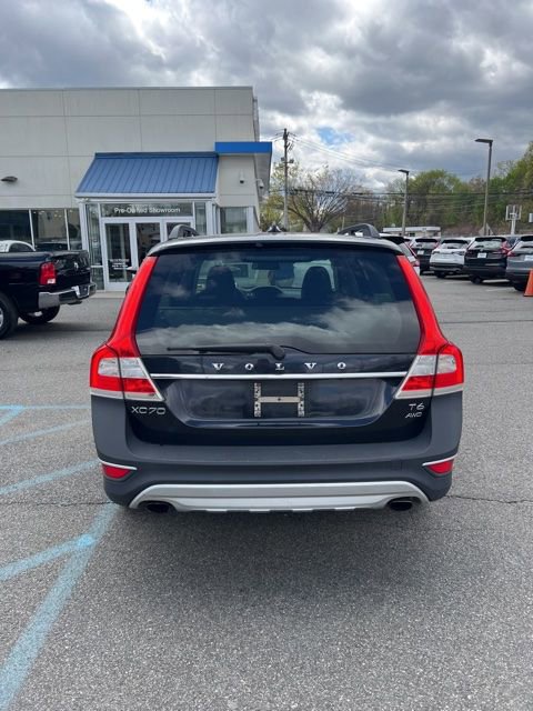 Used 2015 Volvo XC70 T6 Premier Plus AWD/4WD image 3